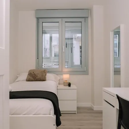 Espectacular Moderno Y Centrico By Apartmán Vigo